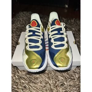 NEW In Box Sz 5 YOUTH Unisex Under Armour GS CURRY 11 Basketball Shoe Gold